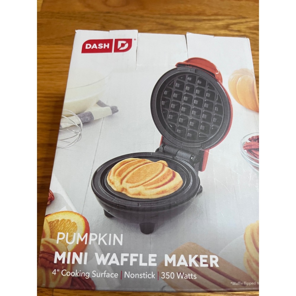Dash Pumpkin Mini Waffle Maker Orange 4 Inch Nonstick 350W Fall Halloween NEW
